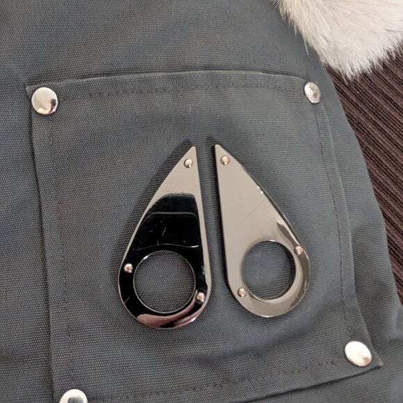 Moose Knuckles genuine parka with blue fox - Picture 12 of 12